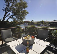 Bribie Island Canal Holiday Destination - Accommodation Brunswick Heads