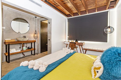 The Pink Hotel Coolangatta - Accommodation Brunswick Heads 19