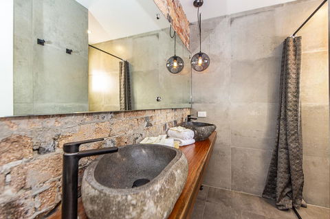 The Pink Hotel Coolangatta - Accommodation Brunswick Heads 8