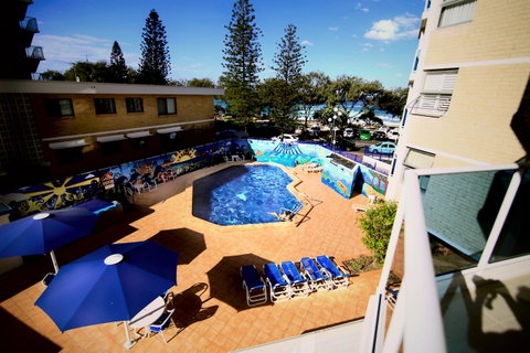 Grosvenor Beachfront Apartments Surfers Paradise - Accommodation Brunswick Heads 33