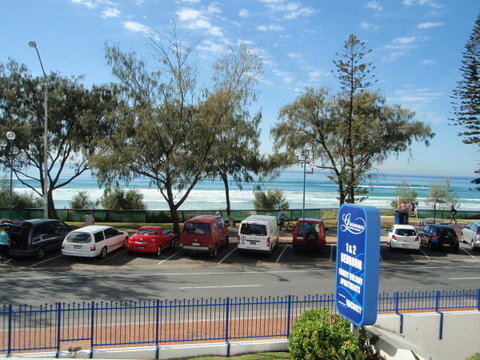 Grosvenor Beachfront Apartments Surfers Paradise - Accommodation Brunswick Heads 16