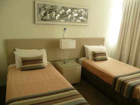 Grosvenor Beachfront Apartments Surfers Paradise - Accommodation Brunswick Heads 20