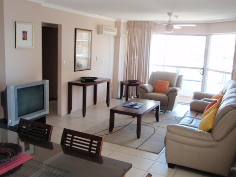 Grosvenor Beachfront Apartments Surfers Paradise - Accommodation Brunswick Heads 21
