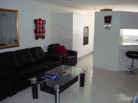 Grosvenor Beachfront Apartments Surfers Paradise - Accommodation Brunswick Heads 36