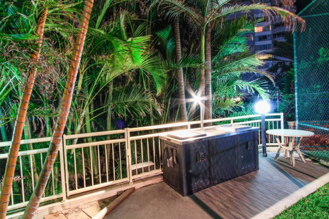 Seacrest Beachfront Apartments Surfers Paradise - Accommodation Brunswick Heads 31