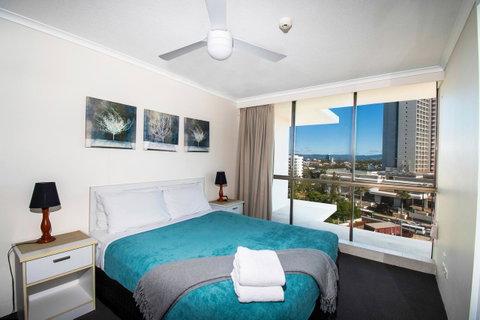 Seacrest Beachfront Apartments Surfers Paradise - Accommodation Brunswick Heads 27