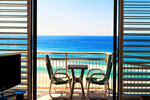 Seacrest Beachfront Apartments Surfers Paradise - Accommodation Brunswick Heads 29
