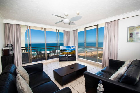 Seacrest Beachfront Apartments Surfers Paradise - Accommodation Brunswick Heads 24