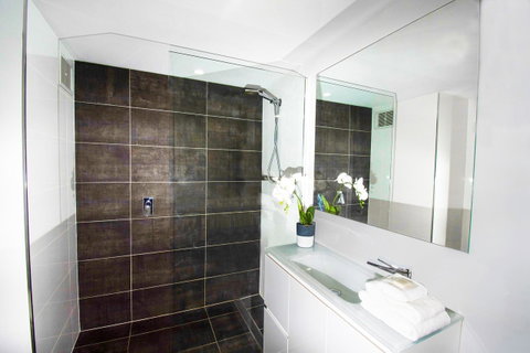 Seacrest Beachfront Apartments Surfers Paradise - Accommodation Brunswick Heads 22