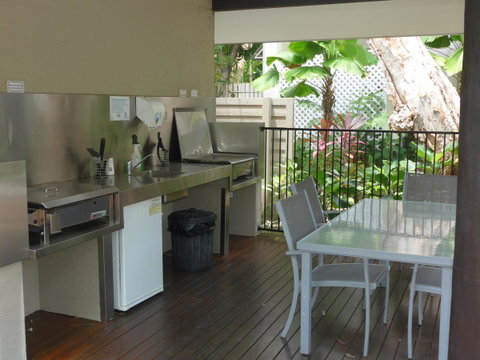 Port Douglas Retreat - Accommodation Brunswick Heads 7