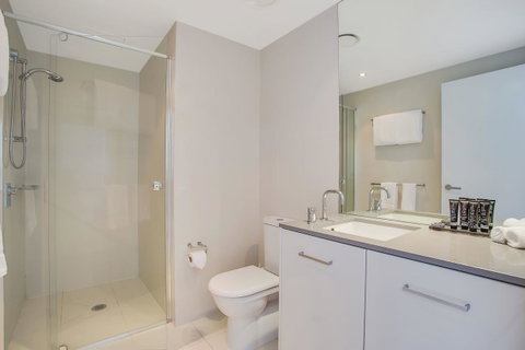 Mantra Circle On Cavill - Accommodation Brunswick Heads 24