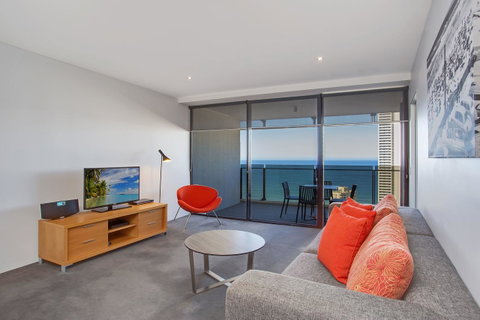 Mantra Circle On Cavill - Accommodation Brunswick Heads 29