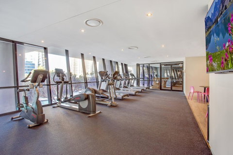 Mantra Circle On Cavill - Accommodation Brunswick Heads 41
