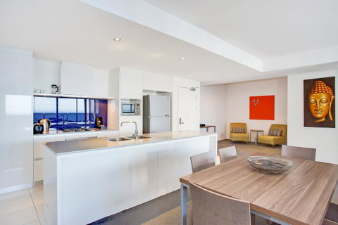 Mantra Circle On Cavill - Accommodation Brunswick Heads 11