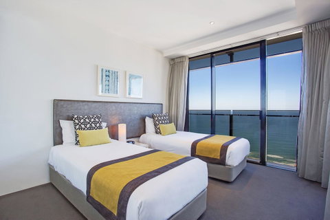 Mantra Circle On Cavill - Accommodation Brunswick Heads 17