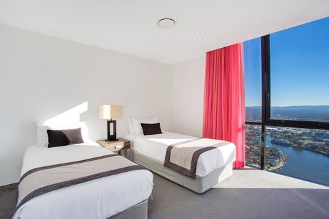 Mantra Circle On Cavill - Accommodation Brunswick Heads 5