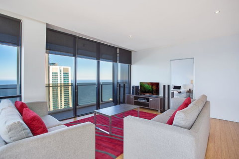 Mantra Circle On Cavill - Accommodation Brunswick Heads 2