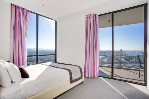 Mantra Circle On Cavill - Accommodation Brunswick Heads 7