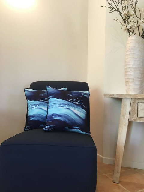 Cayman Villas Port Douglas - Accommodation Brunswick Heads 22