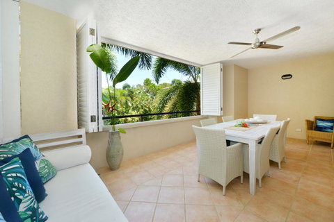 Cayman Villas Port Douglas - Accommodation Brunswick Heads 36