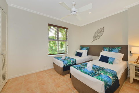 Cayman Villas Port Douglas - Accommodation Brunswick Heads 33