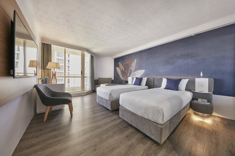 Novotel Surfers Paradise - Accommodation Brunswick Heads 4