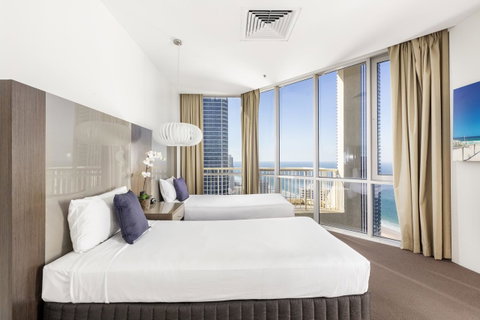 Novotel Surfers Paradise - Accommodation Brunswick Heads 2