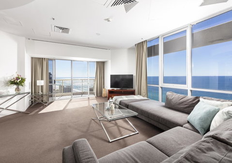 Novotel Surfers Paradise - Accommodation Brunswick Heads 3