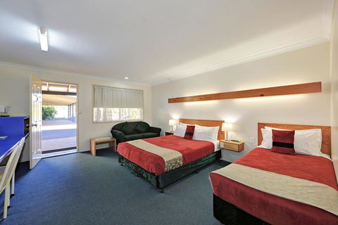 Smart Motels Bert Hinkler - Accommodation Brunswick Heads 13