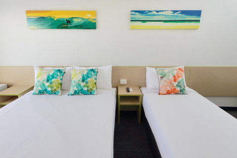 Palm Beach Hotel - Accommodation Brunswick Heads 1