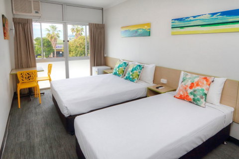 Palm Beach Hotel - Accommodation Brunswick Heads 0