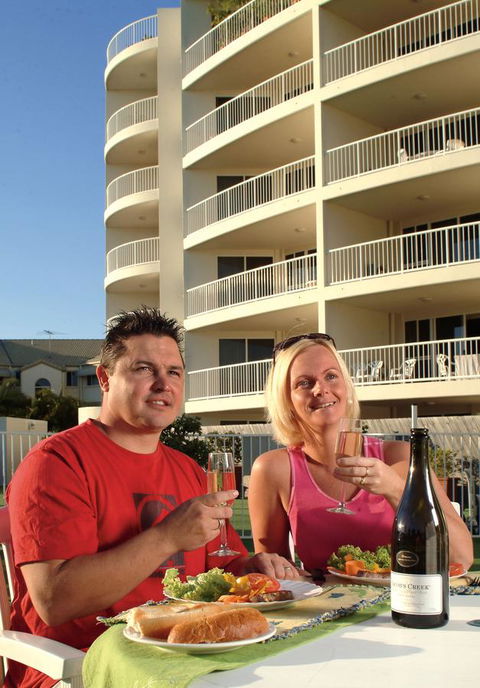 Fairways Golf & Beach Retreat Bribie Island - Accommodation Brunswick Heads 11
