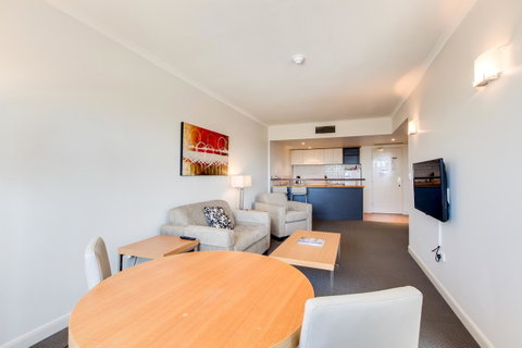 Central Cosmo Apartment Hotel - Accommodation Brunswick Heads 25
