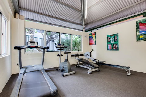 Central Cosmo Apartment Hotel - Accommodation Brunswick Heads 23