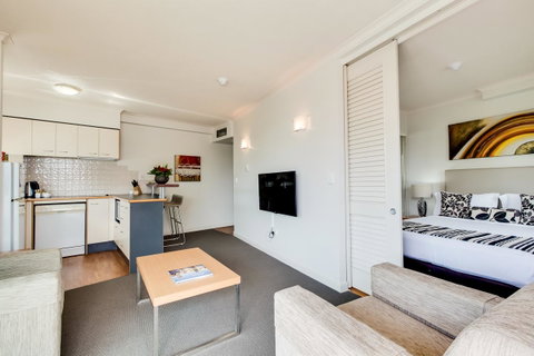 Central Cosmo Apartment Hotel - Accommodation Brunswick Heads 29