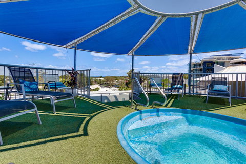 Beach Club Resort Mooloolaba - Accommodation Brunswick Heads 3