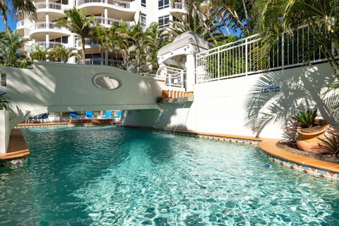 ULTIQA Burleigh Mediterranean Resort - Accommodation Brunswick Heads 12