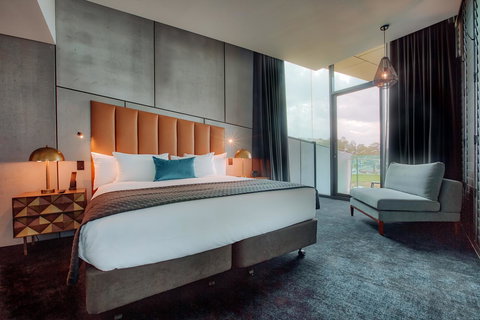 Eatons Hill Hotel - Accommodation Brunswick Heads 15