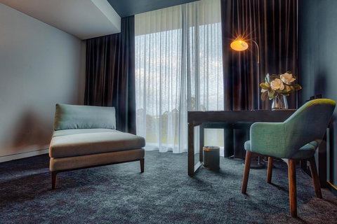 Eatons Hill Hotel - Accommodation Brunswick Heads 21