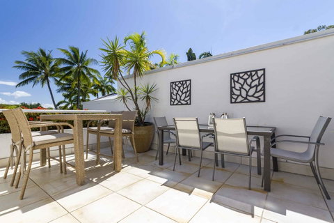 Club Tropical Resort - Official Onsite Reception & Check In - Accommodation Brunswick Heads 22