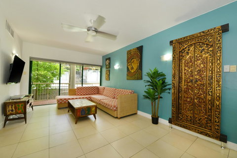 Club Tropical Resort - Official Onsite Reception & Check In - Accommodation Brunswick Heads 3