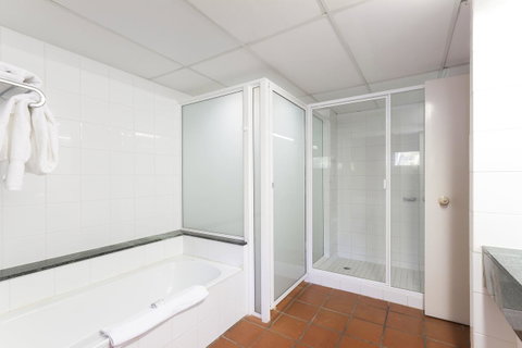 Club Tropical Resort - Official Onsite Reception & Check In - Accommodation Brunswick Heads 12