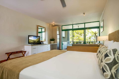 Club Tropical Resort - Official Onsite Reception & Check In - Accommodation Brunswick Heads 20