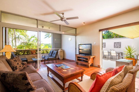 Club Tropical Resort - Official Onsite Reception & Check In - Accommodation Brunswick Heads 21