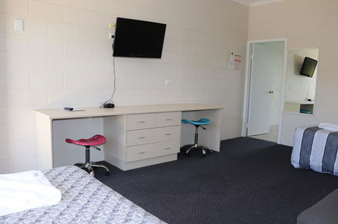 YAL Cairns - A Motel That Makes A Difference - Accommodation Brunswick Heads 21