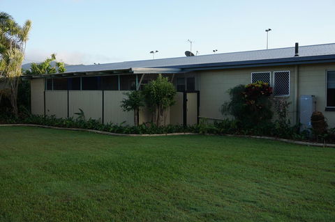 YAL Cairns - A Motel That Makes A Difference - Accommodation Brunswick Heads 44