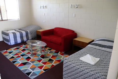 YAL Cairns - A Motel That Makes A Difference - Accommodation Brunswick Heads 3