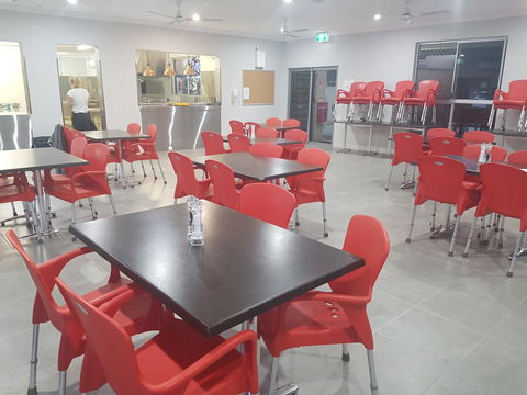 YAL Cairns - A Motel That Makes A Difference - Accommodation Brunswick Heads 9