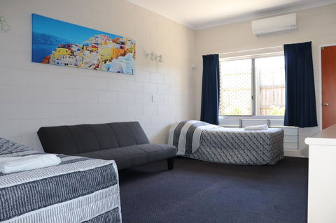 YAL Cairns - A Motel That Makes A Difference - Accommodation Brunswick Heads 13