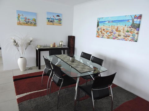 Rainbow Commodore Coolangatta - Accommodation Brunswick Heads 15